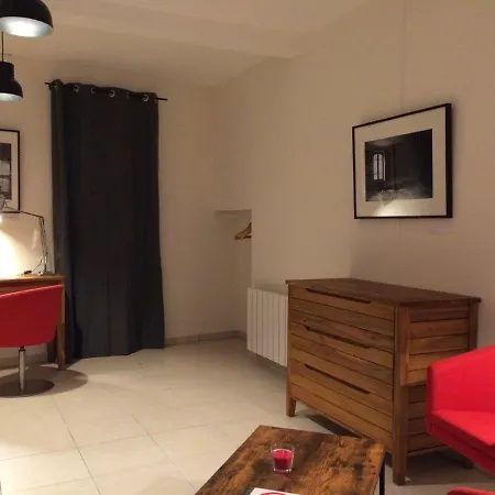 아파트 Le Du Chateau Auriac-sur-Vendinelle