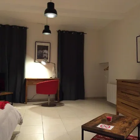 Le Du Chateau Apartment *