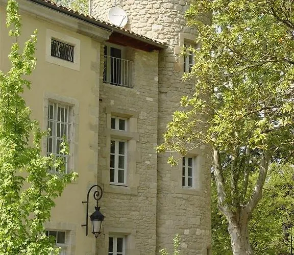 Le Du Chateau Apartment *